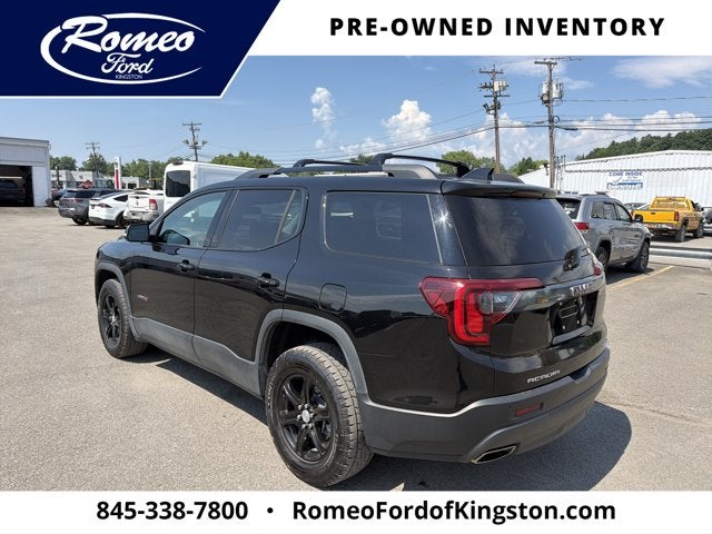 2023 GMC Acadia AT4