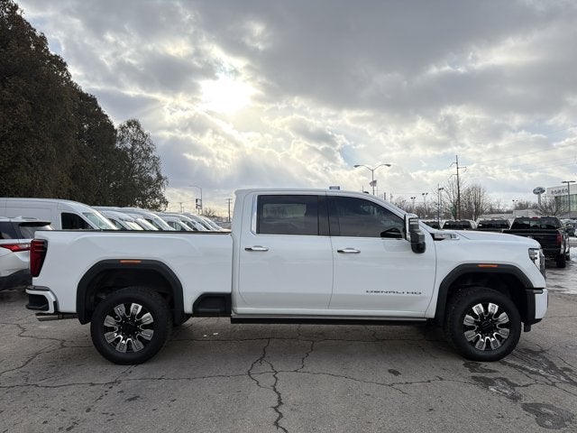2024 GMC Sierra 2500HD Denali