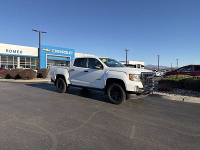 2022 GMC Canyon AT4 w/Leather
