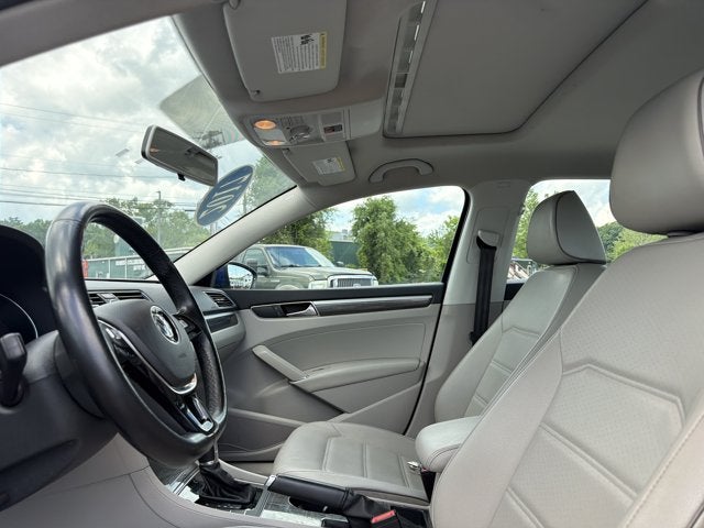 2017 Volkswagen Passat 1.8T SE
