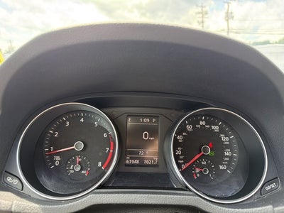 2017 Volkswagen Passat 1.8T SE