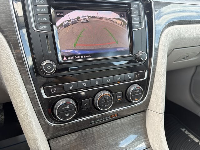 2017 Volkswagen Passat 1.8T SE