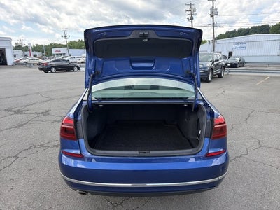 2017 Volkswagen Passat 1.8T SE