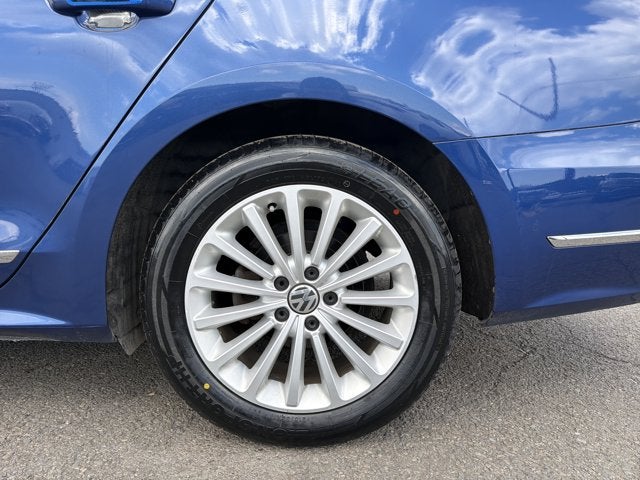 2017 Volkswagen Passat 1.8T SE