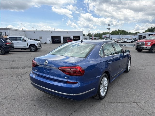 2017 Volkswagen Passat 1.8T SE