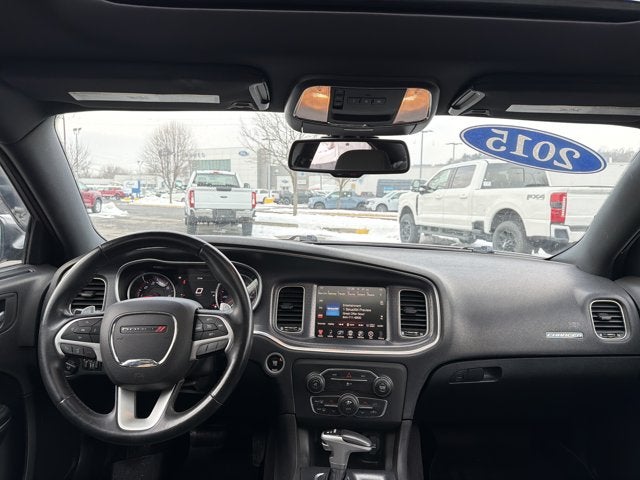 2015 Dodge Charger SXT