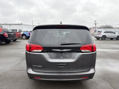 2023 Chrysler Voyager LX