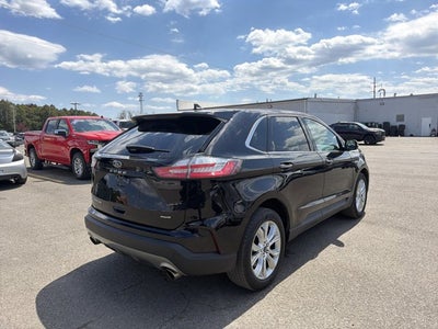 2021 Ford Edge Titanium