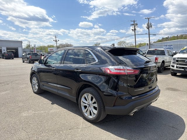 2021 Ford Edge Titanium