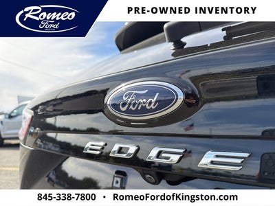2023 Ford Edge Titanium