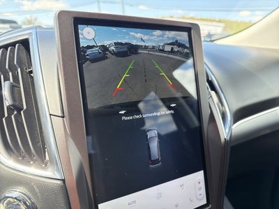 2021 Ford Edge Titanium