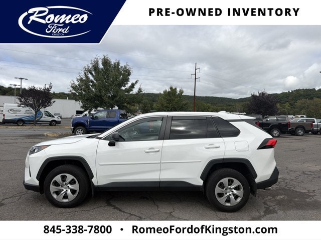 2022 Toyota RAV4 LE