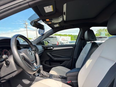 2019 Volkswagen Jetta R-Line