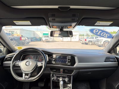 2019 Volkswagen Jetta R-Line
