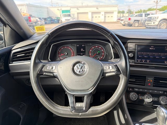2019 Volkswagen Jetta R-Line
