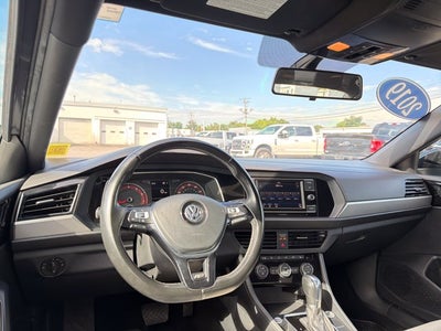 2019 Volkswagen Jetta R-Line