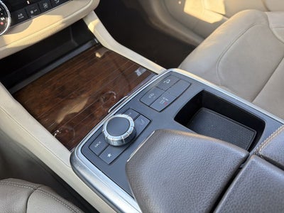 2015 Mercedes-Benz GL-Class GL 550 4MATIC®