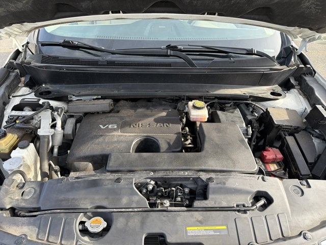 2017 Nissan Pathfinder SL