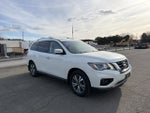 2017 Nissan Pathfinder SL