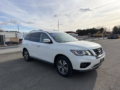 2017 Nissan Pathfinder SL