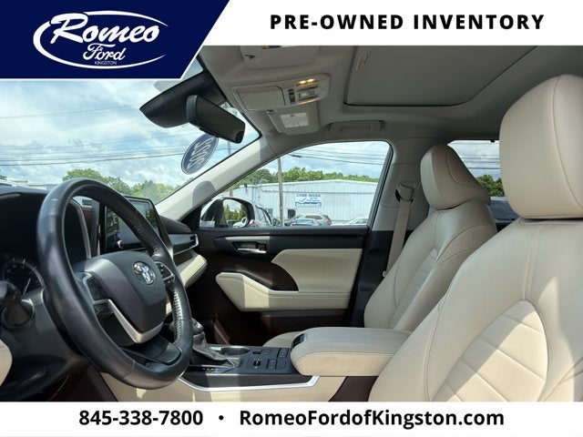 2022 Toyota Highlander XLE
