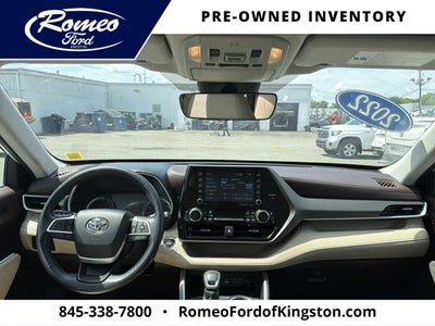2022 Toyota Highlander XLE