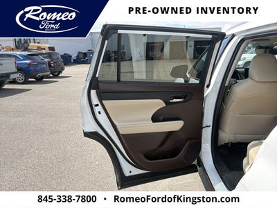 2022 Toyota Highlander XLE