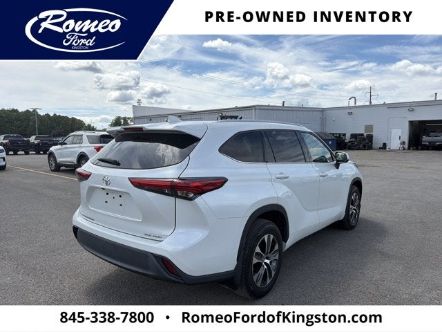 2022 Toyota Highlander XLE
