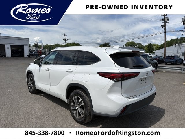 2022 Toyota Highlander XLE
