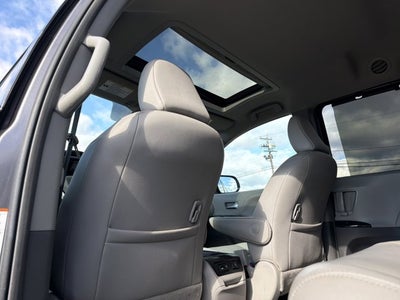 2019 Toyota Sienna XLE 8 Passenger