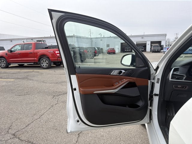 2019 BMW X7 xDrive50i