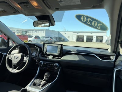 2020 Toyota RAV4 XLE