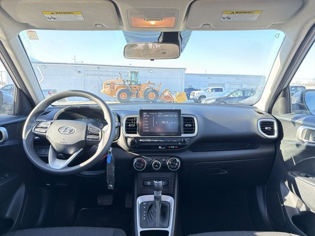 2023 Hyundai Venue SE
