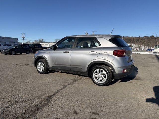 2023 Hyundai Venue SE